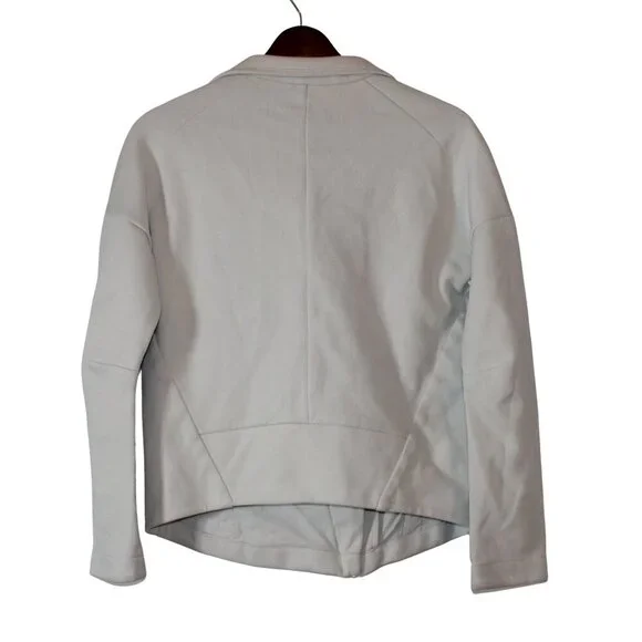 Adidas Women's Jacket Jumper Size L – Sporty, Comfortable, and Stylish - Picture 2 of 6